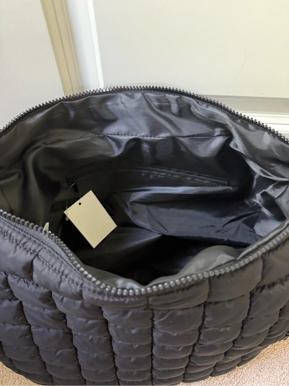 NWT Nordstrom Black Quilted Puffer Bag